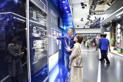 海尔ISH太阳能跨季节采暖技术 以90%全球最高产热率引领绿色能源革命